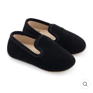 Zeebra kids black velvet loafers